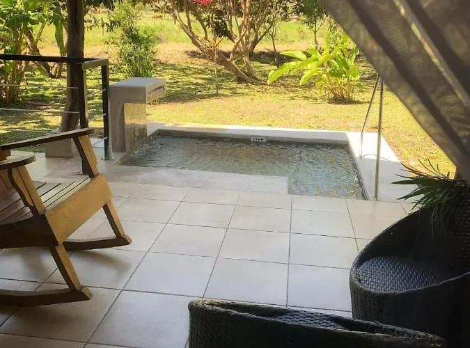 Colinas Del Miravalles & Hot Springs Guayabo (Guanacaste)