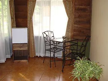 Colinas Del Miravalles & Hot Springs Hotel 3*